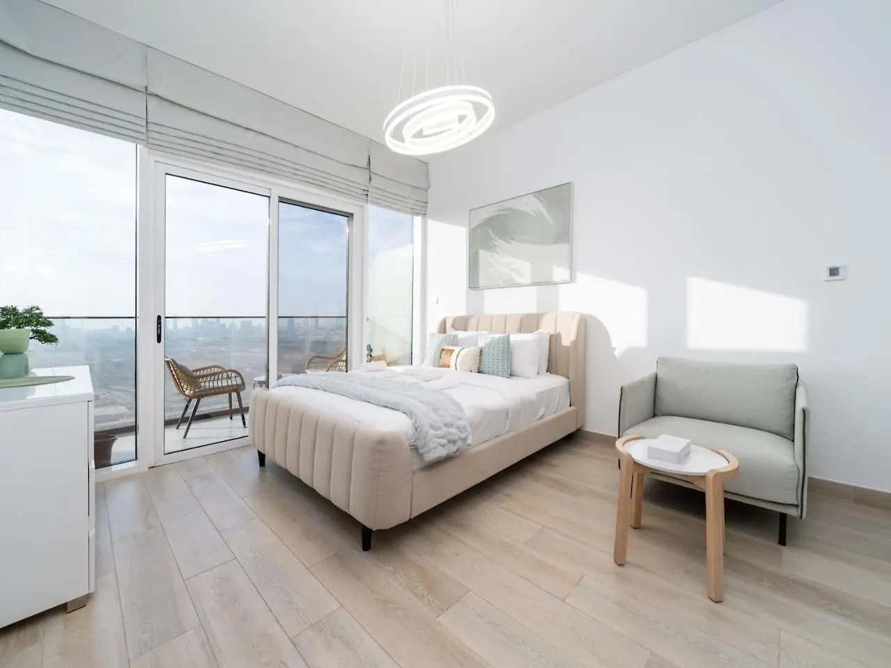 Elegant Studio In Bloom Jvc With High-End Finishes Dubai