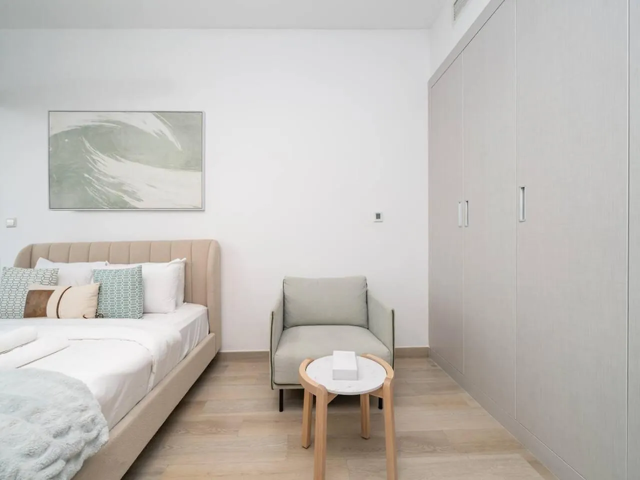 Elegant Studio In Bloom Jvc With High-End Finishes Dubai Apartment